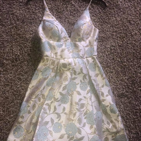 homecoming dress - Picture 1 of 3